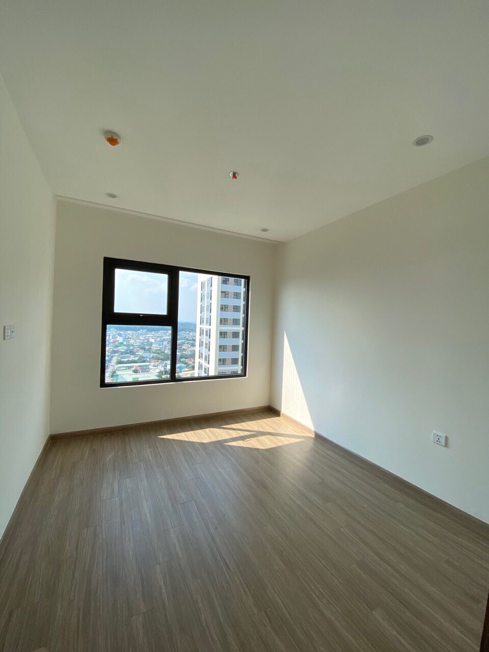 Bán 2pn1wc,58,9m2 Tòa S1.03 The Rainbow Vinhomes Grand Park, Nguyễn Xiển, Quận 9, Tp.Thủ Đức, Tphcm